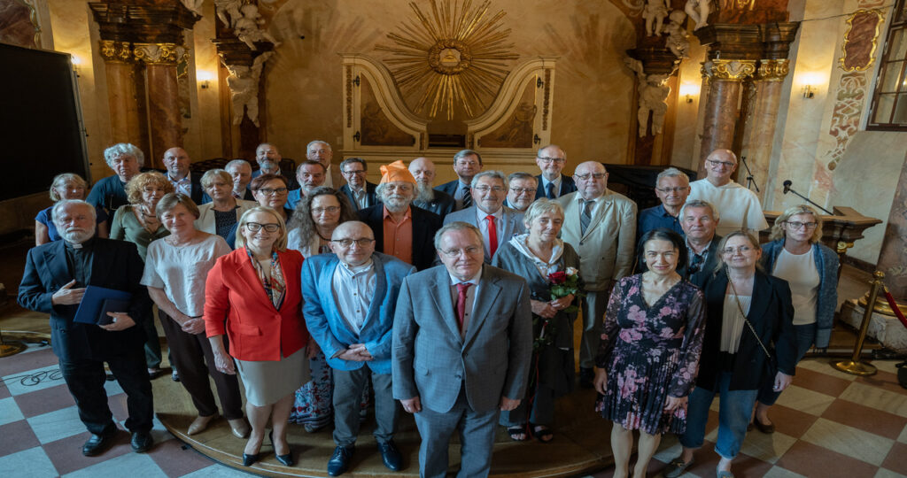 Dofota Kucharski became